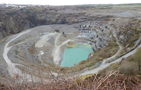 Image of a quarry representing the waste and minerals sector